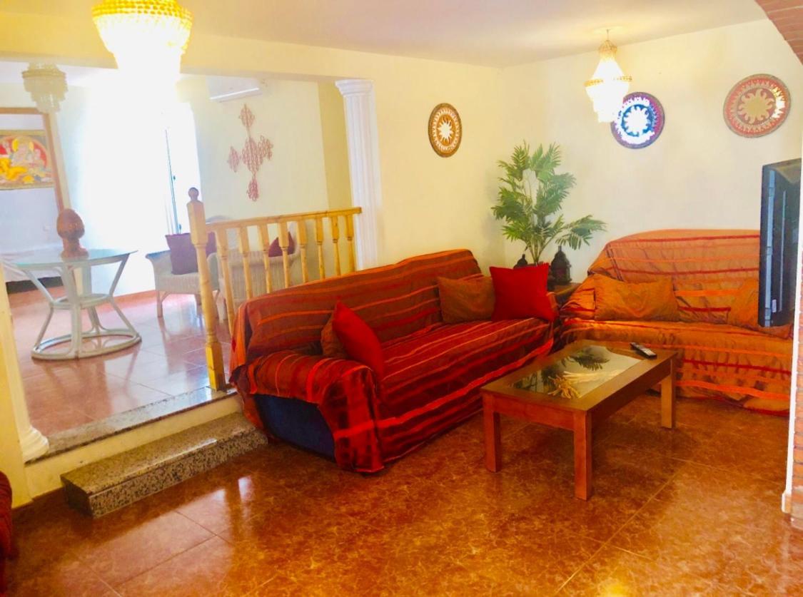 Gran Casa Con Terraza A 3 Min Playa Con Wifi - Rodeada De Servicios Roquetas de Mar Eksteriør billede