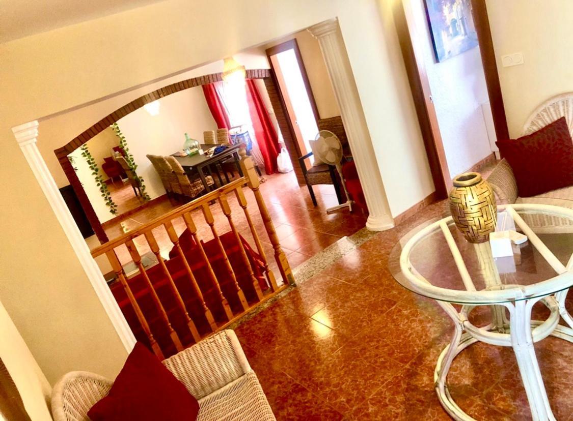 Gran Casa Con Terraza A 3 Min Playa Con Wifi - Rodeada De Servicios Roquetas de Mar Eksteriør billede