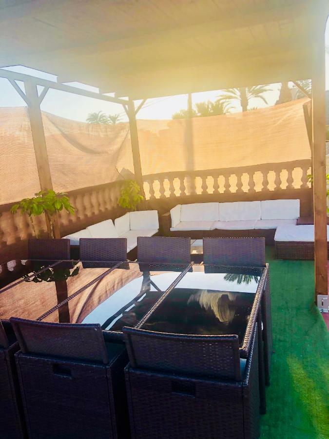 Gran Casa Con Terraza A 3 Min Playa Con Wifi - Rodeada De Servicios Roquetas de Mar Eksteriør billede