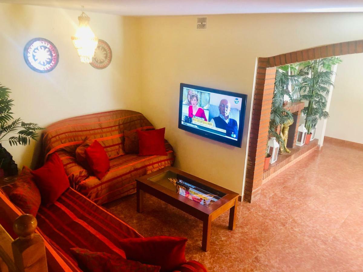 Gran Casa Con Terraza A 3 Min Playa Con Wifi - Rodeada De Servicios Roquetas de Mar Eksteriør billede